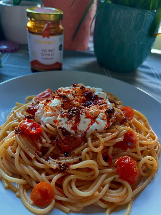 Spaghetti with Garlic Tomato Sauce, Burrata & RishRight Yo Po Chilli